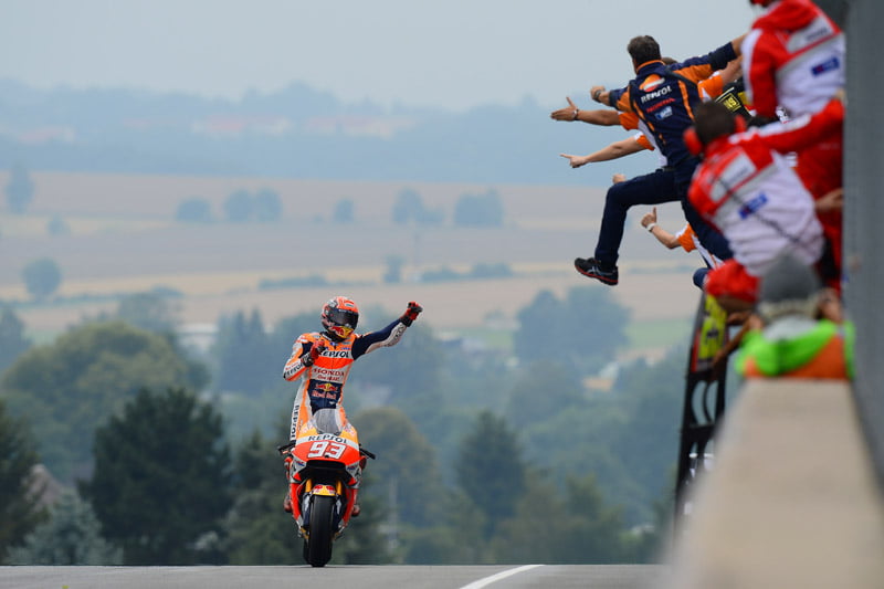 [CP] Michelin affronte toutes les conditions, Marquez gagne une septième fois au Sachsenring