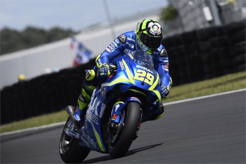 MotoGP : Sans résultats et sans trop de sous Suzuki revoit ses plans à la baisse