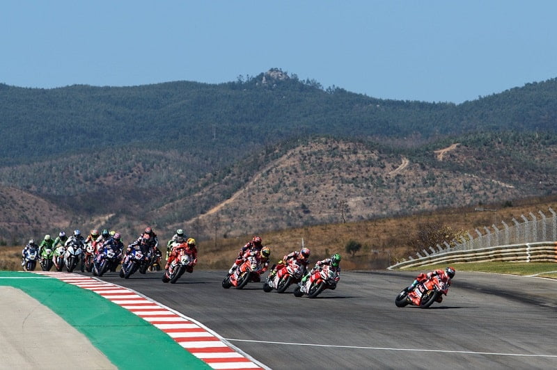 WSBK Barbier (Pirelli) : « Le championnat a touché le fond en 2018 »