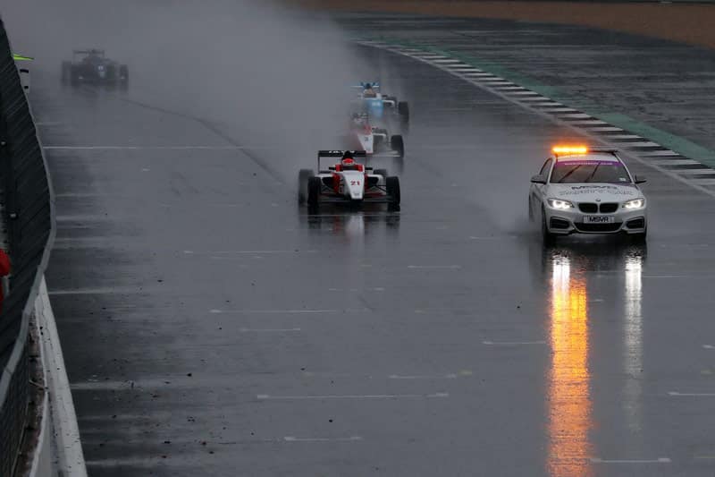 Silverstone : Même sur 4 roues, ça ne le fait pas…