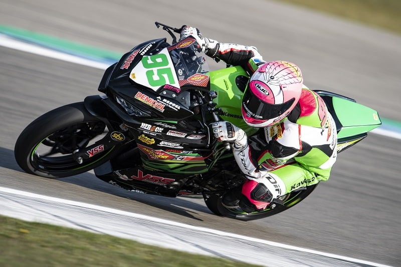 SSP300 Portimao J1 : Scott Deroue en forme devant Andy Verdoïa