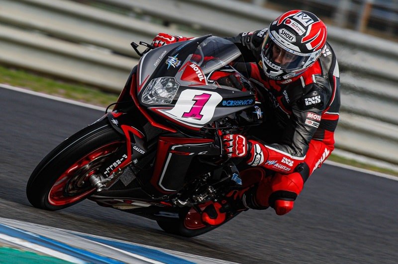 WSBK, Test de Jerez : L’incroyable meilleur temps de Randy Krummenacher sur sa nouvelle MV Agusta en Supersport