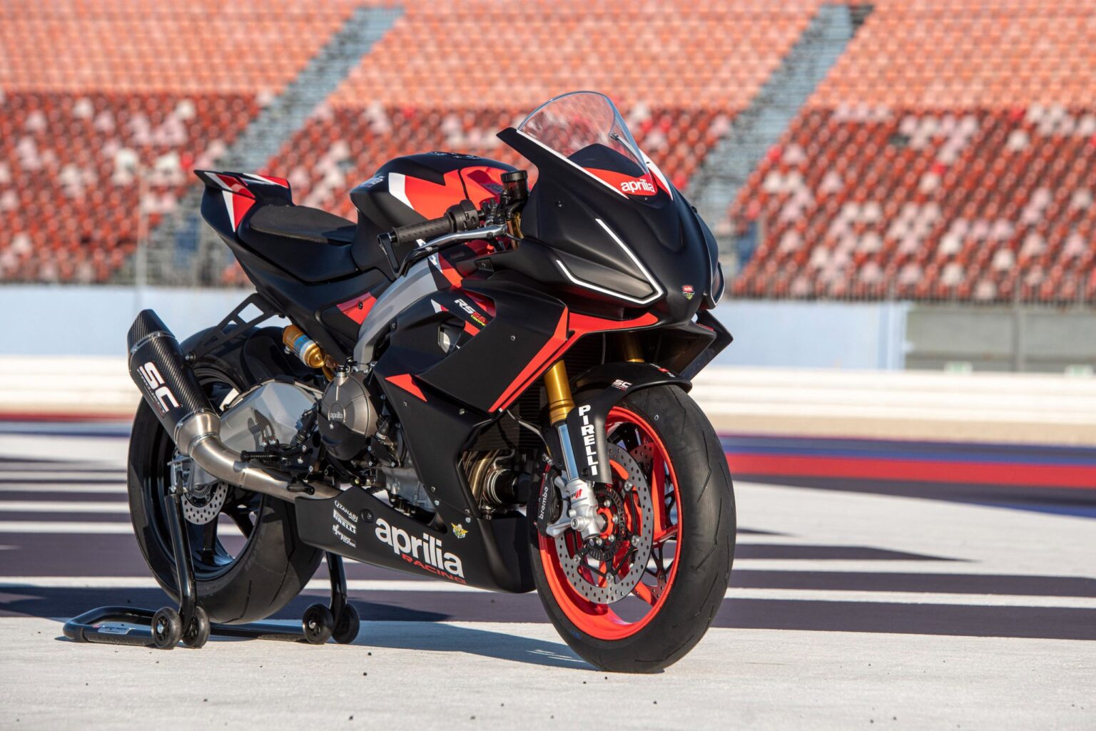 [Street] Aprilia RS-660 Trofeo : un petit missile prêt pour la course