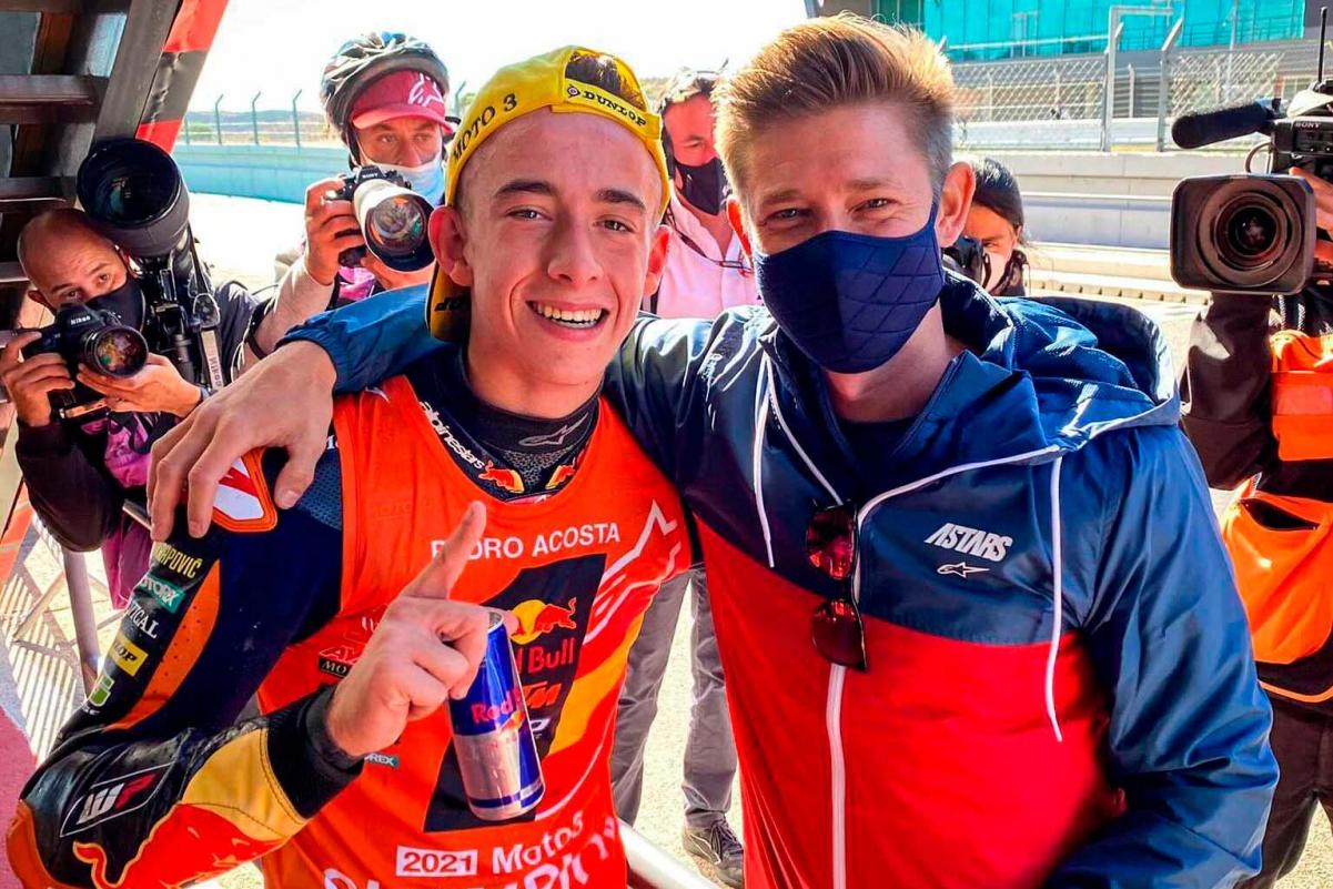 MotoGP : Casey Stoner donne les noms de deux pilotes qu’il voit comme les champions de demain