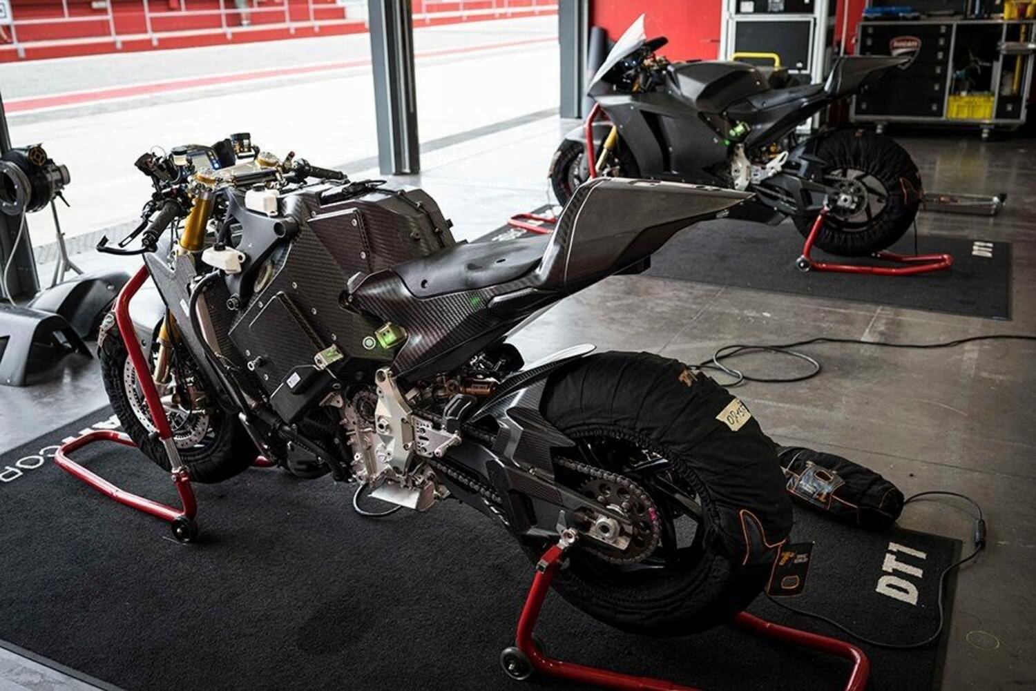 MotoE – Ducati iniciou a produção da V21L - MOTOJORNAL