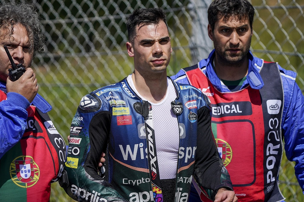 MotoGP : des nouvelles arrivent du côté de Miguel Oliveira avec un T-shirt de bon augure