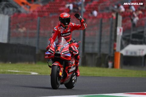 Bagnaia célèbre sa victoire au Grand Prix d'Italie 2023.