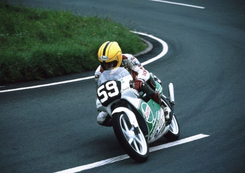 Rétro : Le record de Joey Dunlop plus menacé que jamais au Tourist Trophy