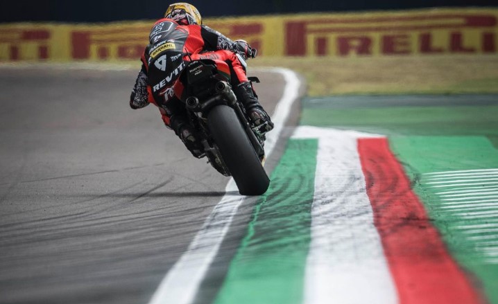 Superbike Imola, Petrucci a un goût amer : « Mais on est dans la bonne direction »