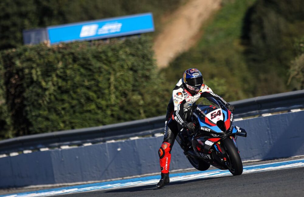 WSBK Test Jerez J1, Toprak Razgatlioglu : « Guintoli et Smith font un travail important pour améliorer la moto et je ne peux qu’être reconnaissant envers eux et BMW »