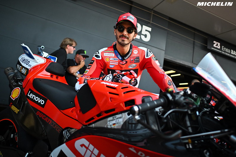 Parlons MotoGP : Pecco Bagnaia n’arrive pas à faire le break