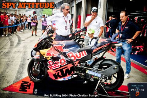 "Spy Attitude" Technique MotoGP : Vu en Autriche chez KTM...