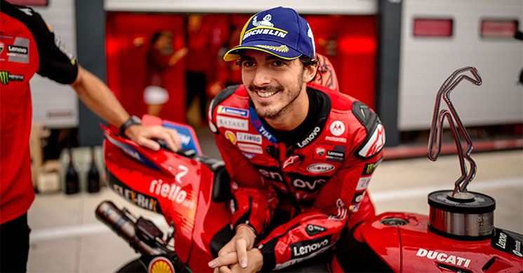 MotoGP, Test Misano, Ducati pense à l’avenir mais Bagnaia reste au présent : « peut-être que pour les dernières courses nous aurons quelque chose qui aidera »