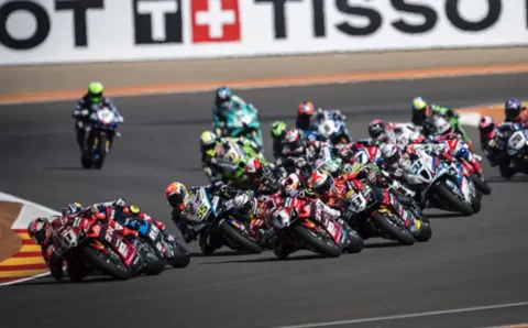 WSBK Aragon Superbike Course Superpole : Alvaro Bautista remporte le sprint avec autorité, Toprak Razgatlioglu dans le collimateur de Ducati