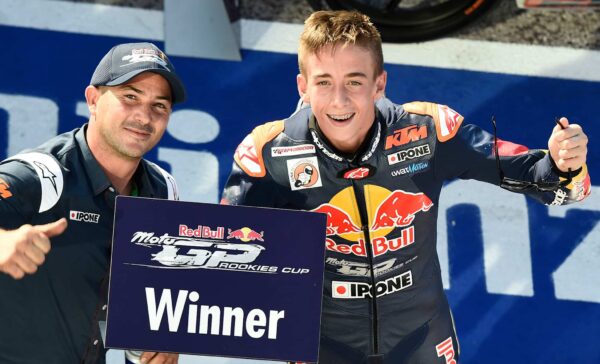 Pedro Acosta et Jorge Lorenzo à Misano en Red Bull Rookies Cup © Pedro Acosta Archives