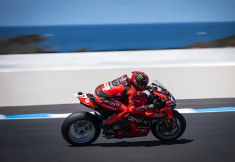 WSBK Superbike, Test Phillip Island J1 : Bulega domine avec Ducati en Australie, Rea est déjà blessé