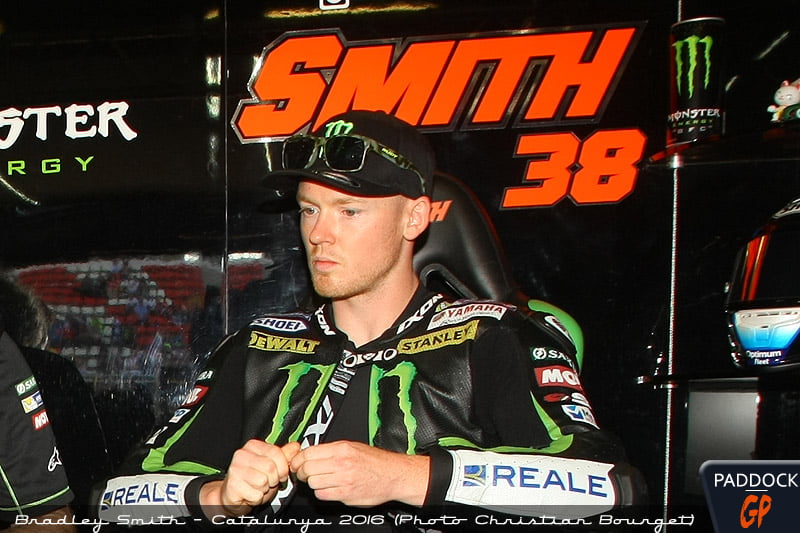 MotoGP : Bradley Smith explique le point de vue des pilotes après le drame de Barcelone, ainsi que l’arrivée de son coéquipier chez Ktm